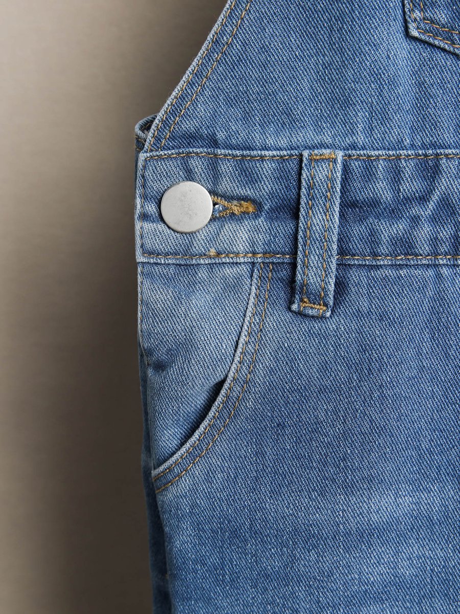 H4896P Niñito Petos mezclilla con parche con bolsillo - Imagen 7