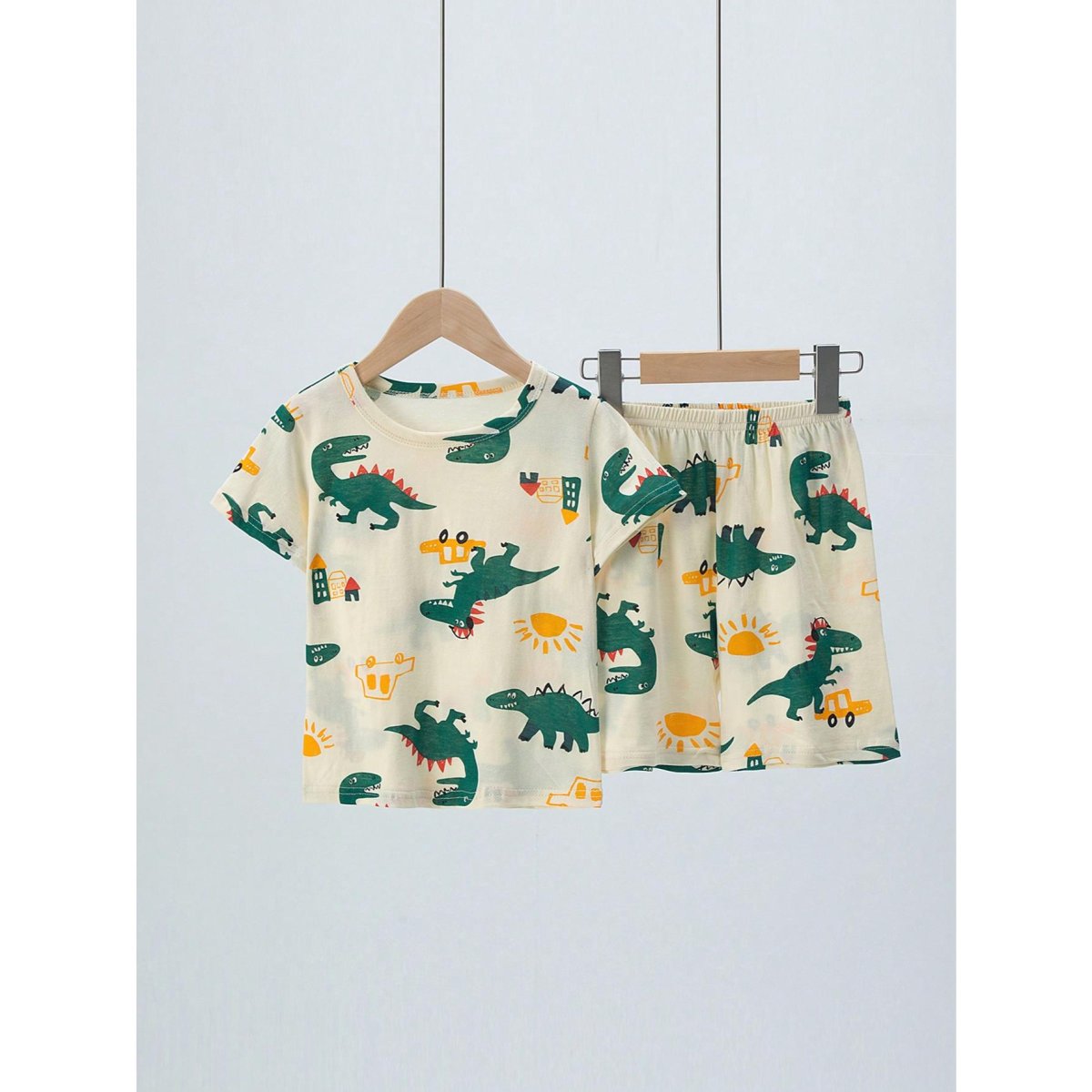 H3406P Conjunto de 2 piezas de pijama para niños, delgado y de algodón, con patrón de dibujos animados de dinosaurios y autos en la parte superior de manga corta y pantalones cortos para verano